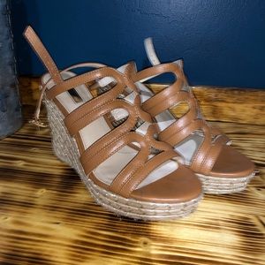 Jennifer Lopez wedges